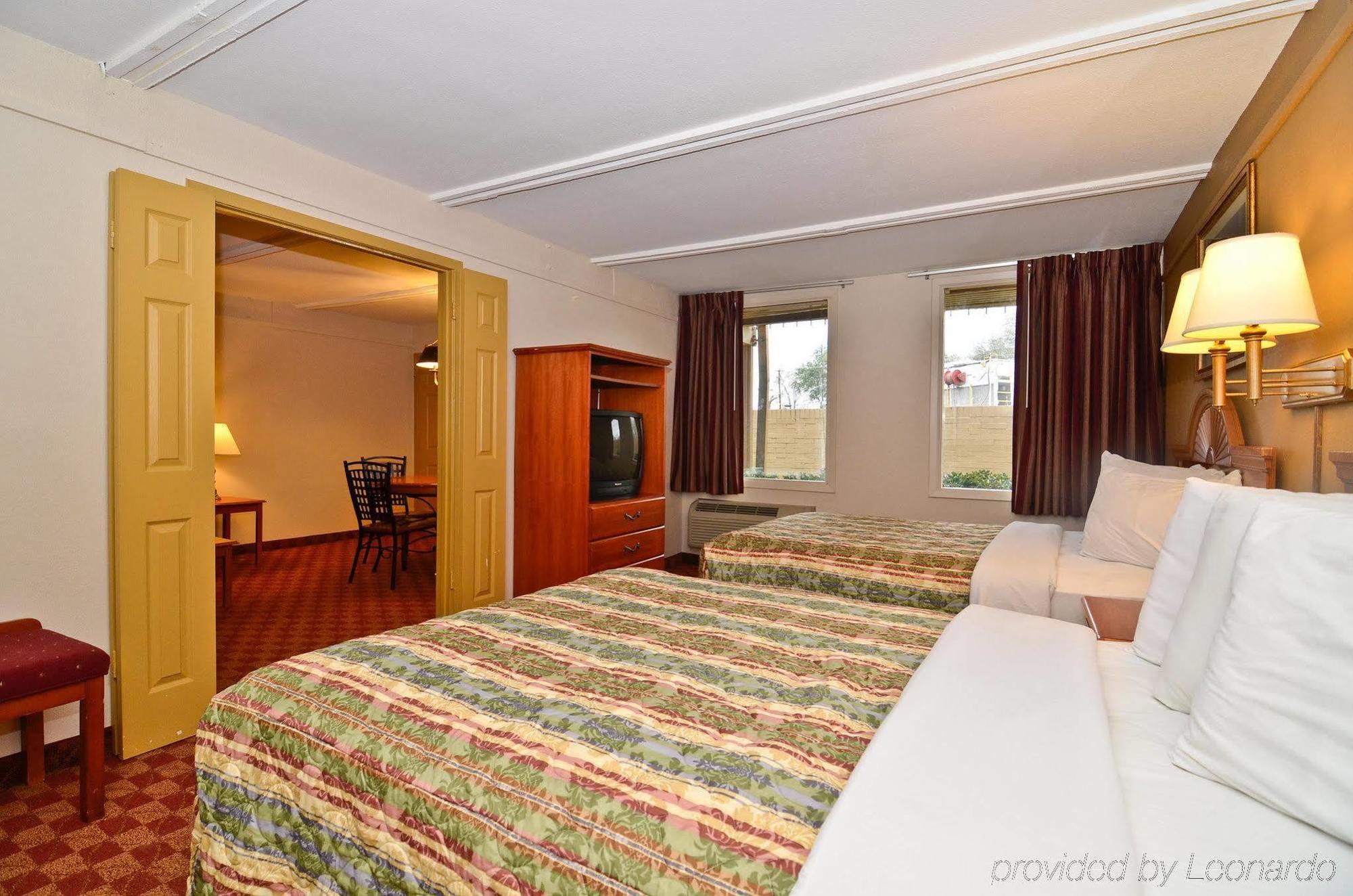 Spanish Trace Inn Athens Phòng bức ảnh