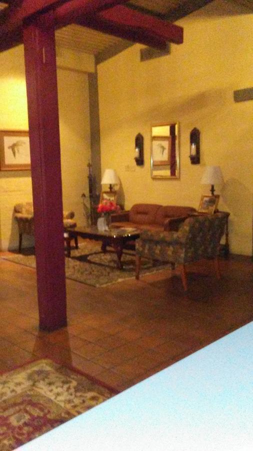 Spanish Trace Inn Athens Ngoại thất bức ảnh