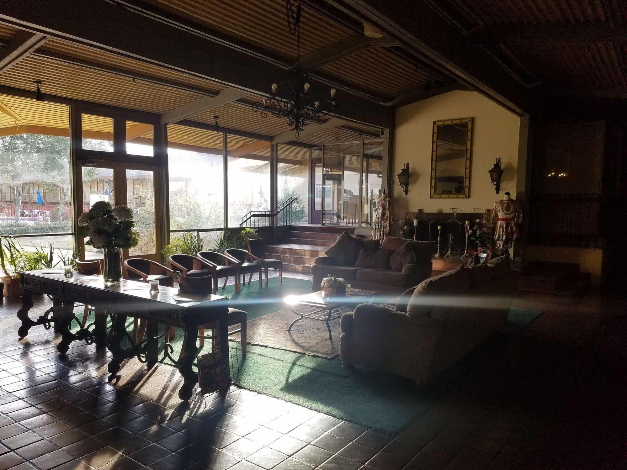 Spanish Trace Inn Athens Ngoại thất bức ảnh
